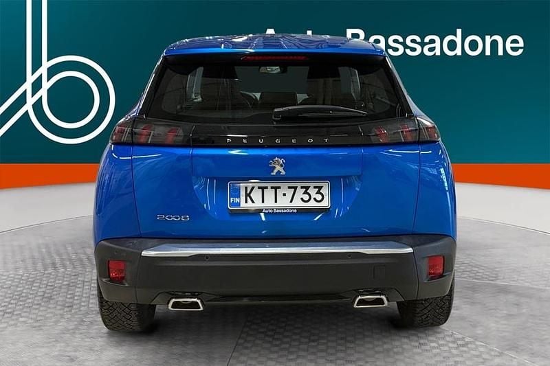 Käytetty Peugeot 2008 Active 131 HP (96 kW) 2020 Katumaasturi