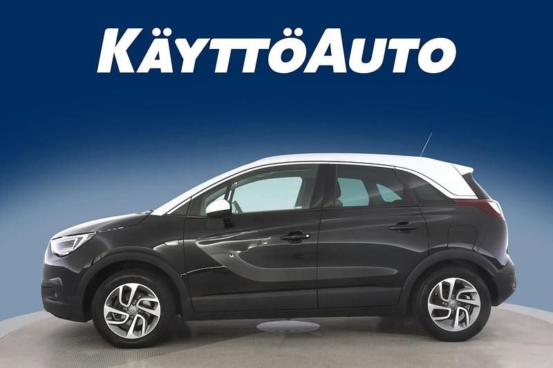 Käytetty Opel Crossland X Innovation 110 HP (80 kW) 2017 Musta Katumaasturi
