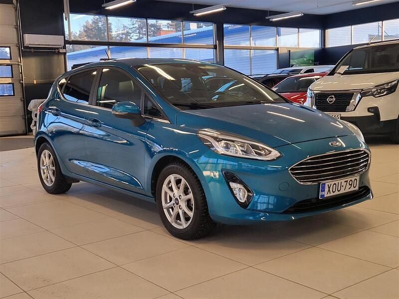 Käytetty Ford Fiesta Titanium 99 HP (72 kW) 2018 Sininen Viistoperä