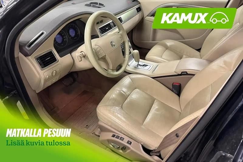 Käytetty Volvo V70 Summum 163 HP (119 kW) 2008 Sininen Farmari