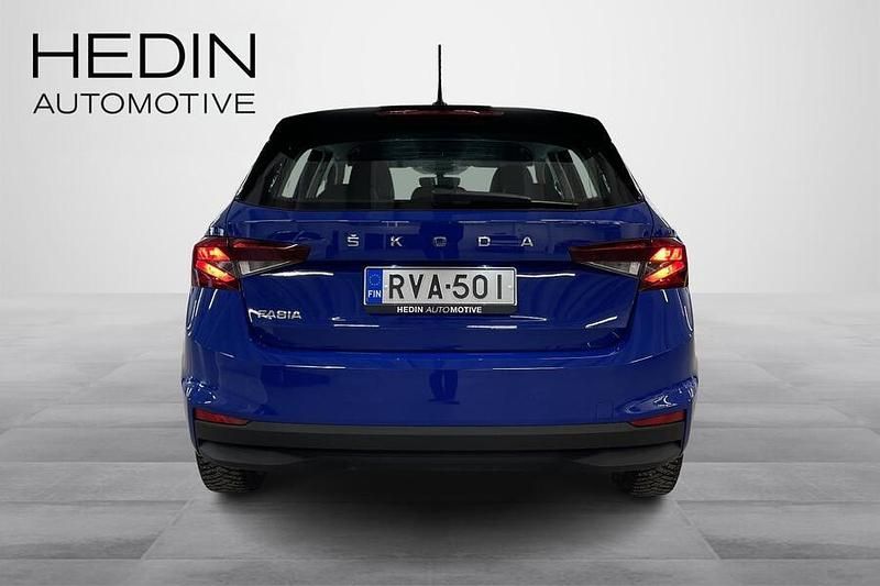 Käytetty Skoda Fabia Ambition 95 HP (69 kW) 2023 Viistoperä