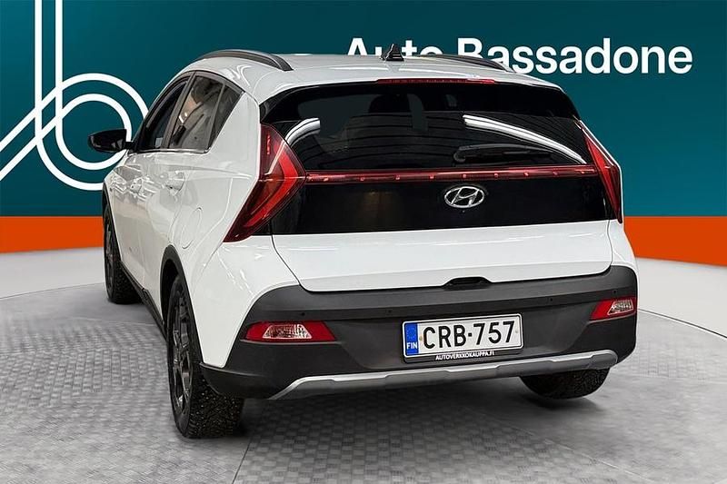 Käytetty Hyundai Bayon Style 120 HP (88 kW) 2022 Katumaasturi