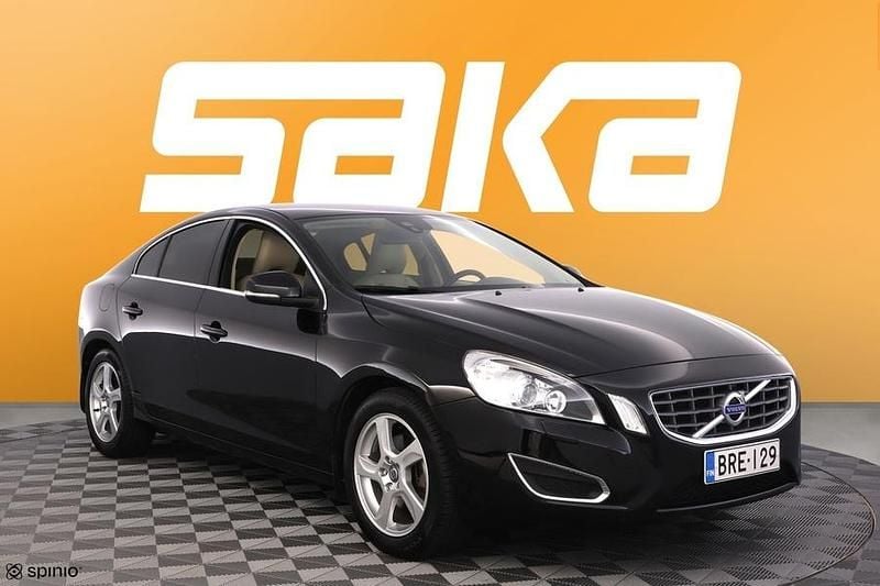 Käytetty 2013 Volvo S60 Summum Sedan | 17 900 € (Perustarjous) - Kuva 1/3