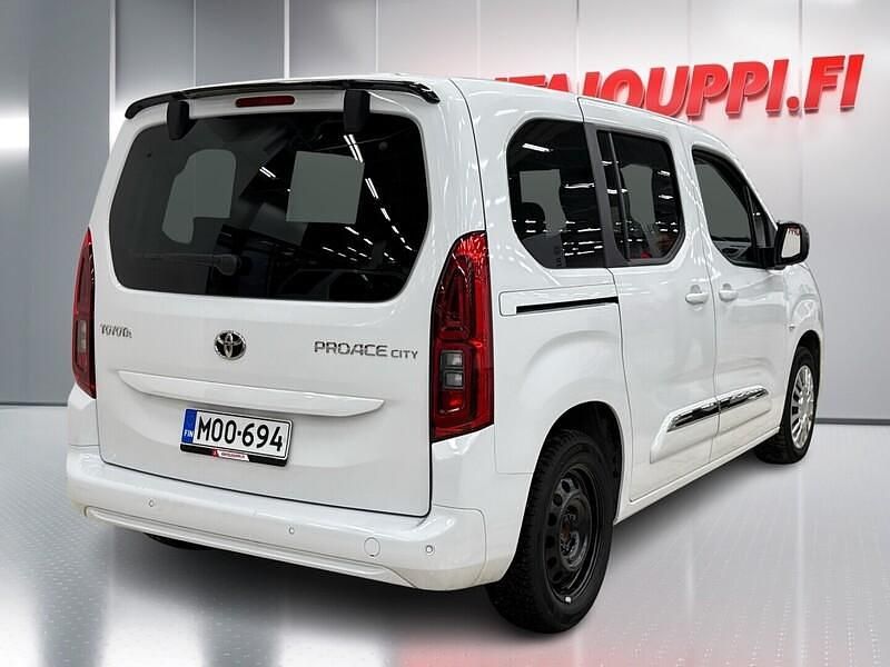 Käytetty Toyota Proace Verso Active 110 HP (80 kW) 2022 Valkoinen Farmari