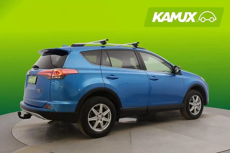 Käytetty Toyota RAV4 Multidrive S 152 HP (111 kW) 2016 Sininen Katumaasturi