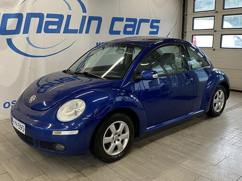 Käytetty 2009 VW Beetle Coupe - kaksiovinen | 4 490 € - Kuva 1/4