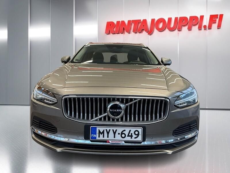 Käytetty Volvo V90 Business Edition 350 HP (257 kW) 2021 Farmari