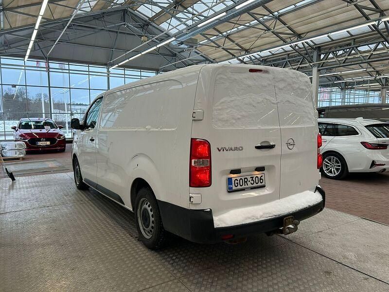 Käytetty Opel Vivaro Comfort 122 HP (89 kW) 2021 Tila-auto