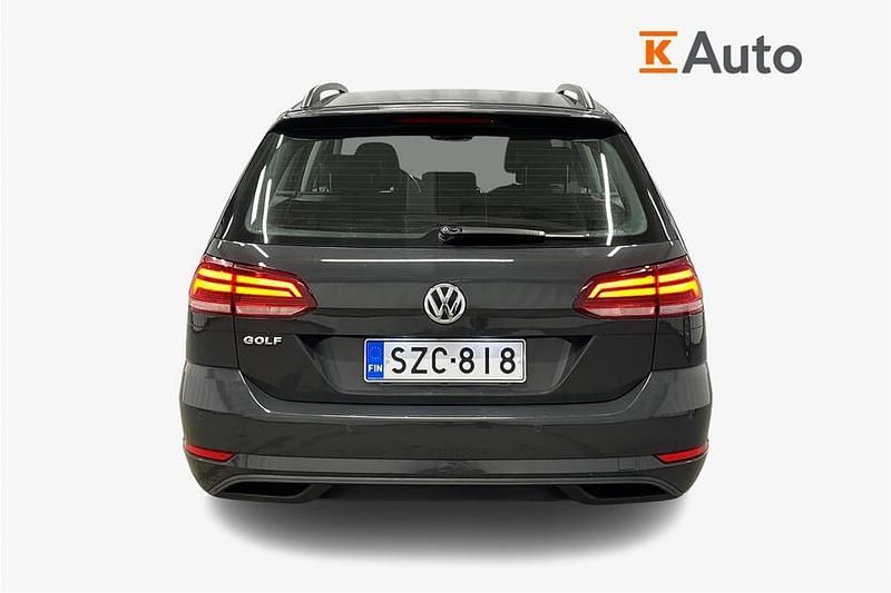 Käytetty VW Golf VII Trendline 116 HP (85 kW) 2020 Farmari