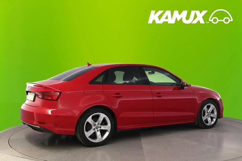 Käytetty Audi A3 Business 150 HP (110 kW) 2017 Punainen Sedan