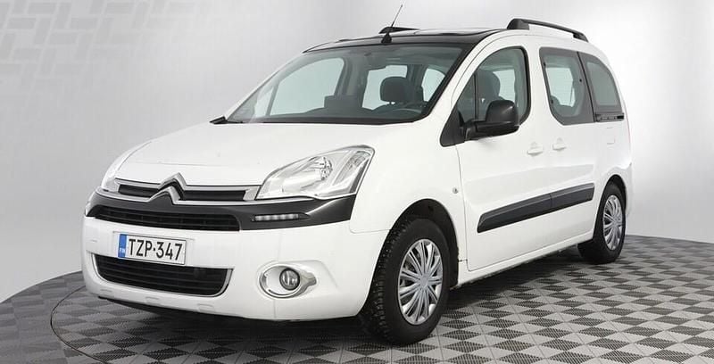 Käytetty Citroën Berlingo Start 92 HP (67 kW) 2015 Tila-auto