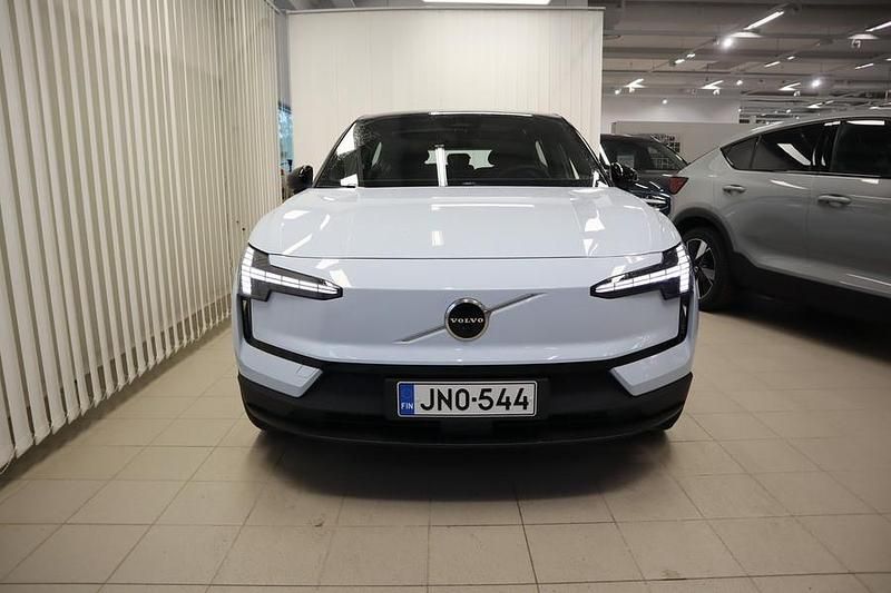 Käytetty Volvo EX30 Ultra 200 kW (272 HP) 2024 Sininen Katumaasturi