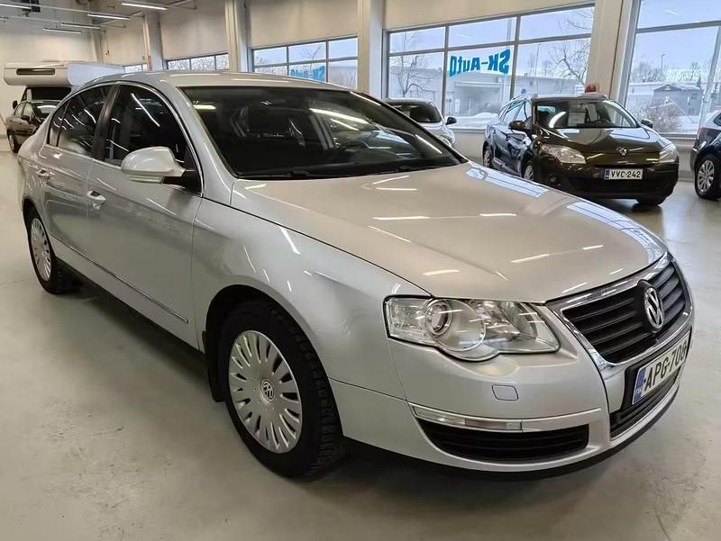 Käytetty VW Passat Comfortline 150 HP (110 kW) 2006