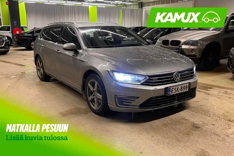 Käytetty VW Passat 156 HP (114 kW) 2016 Hopea / harmaa Farmari
