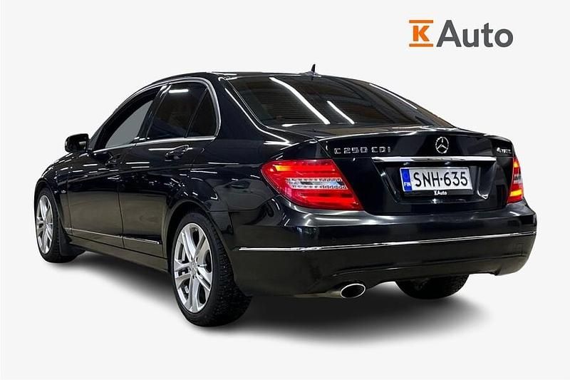 Käytetty Mercedes C250 204 HP (150 kW) 2011 Sedan