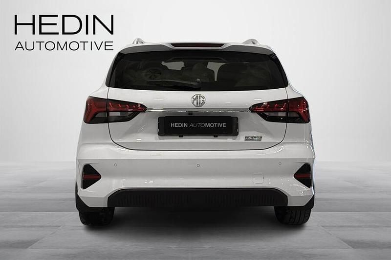 Käytetty MG MG5 EV Luxury 114 kW (156 HP) 2022 Farmari