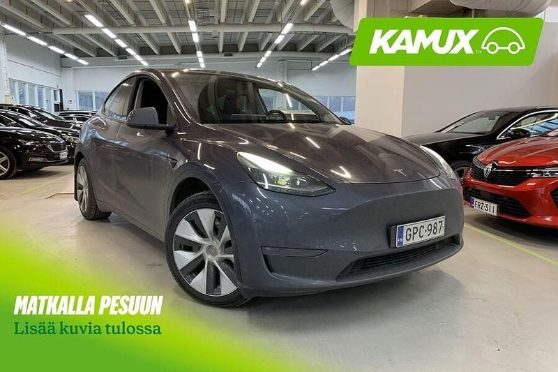Käytetty 2021 Tesla Model Y Katumaasturi | 31 470 € (Perustarjous) - Kuva 1/3