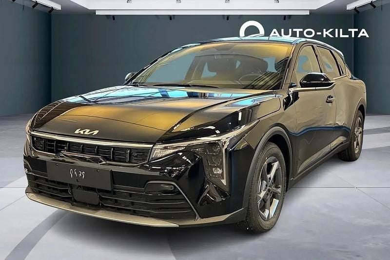 Uusi Kia K4 Comfort 2026 Musta Viistoperä