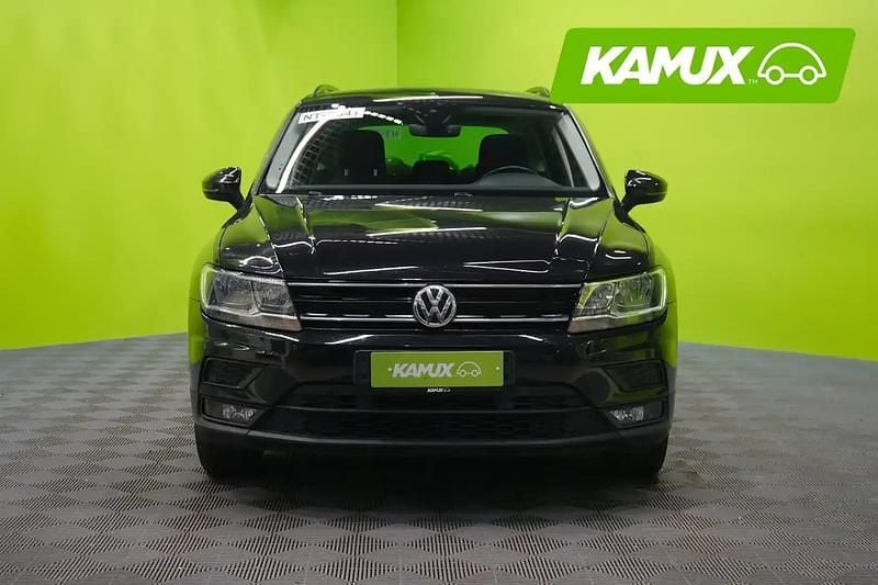 Käytetty VW Tiguan Comfortline 150 HP (110 kW) 2018 Musta Katumaasturi