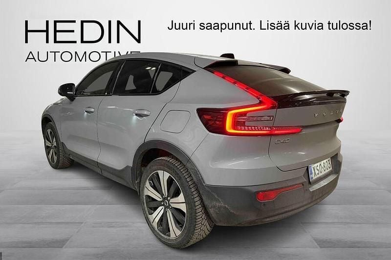 Käytetty Volvo EC40 Plus 185 kW (252 HP) 2024 Harmaa Katumaasturi