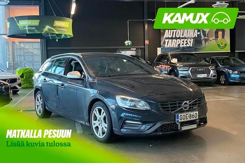 Musta Käytetty 2014 Volvo V60 R-Design Farmari | 10 870 € (Perustarjous) - Kuva 1/4