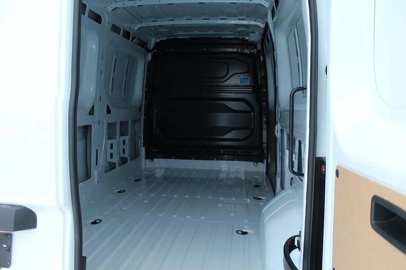 Uusi Nissan Interstar N-Connecta 150 HP (110 kW) 2025 Blanc mineral Van