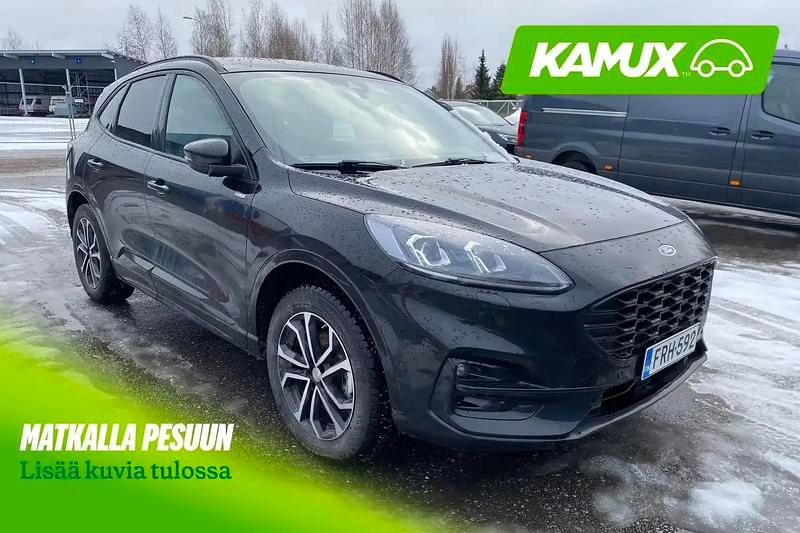 Käytetty Ford Kuga Business Edition 224 HP (164 kW) 2023 Musta Katumaasturi