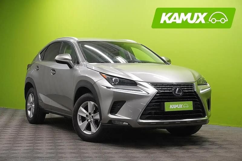 Käytetty Lexus NX300h Executive Line 197 HP (144 kW) 2019 Hopea / harmaa Katumaasturi