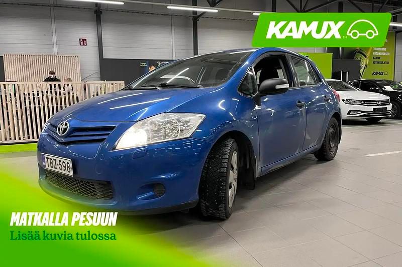Käytetty Toyota Auris Terra 132 HP (97 kW) 2010 Sininen Viistoperä