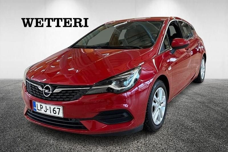 Käytetty Opel Astra Innovation 131 HP (96 kW) 2020 Viistoperä