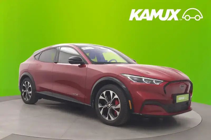 Lucid red tc/red carpet tc Käytetty 2021 Ford Mustang Mach-E Katumaasturi | 31 880 € (Perustarjous) - Kuva 1/4