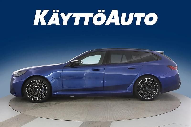 Uusi BMW M5 Comfort Edition 727 HP (534 kW) 2026 Sininen Farmari