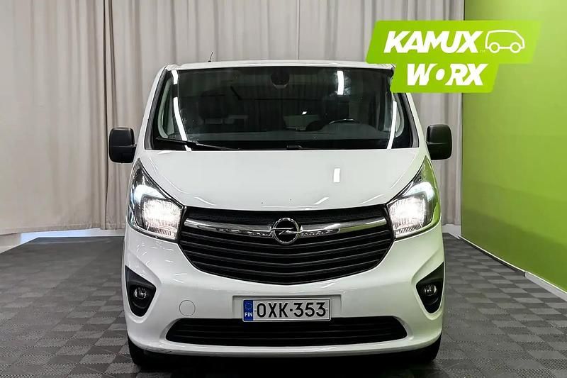 Käytetty Opel Vivaro Edition 125 HP (91 kW) 2017 Valkoinen Tila-auto