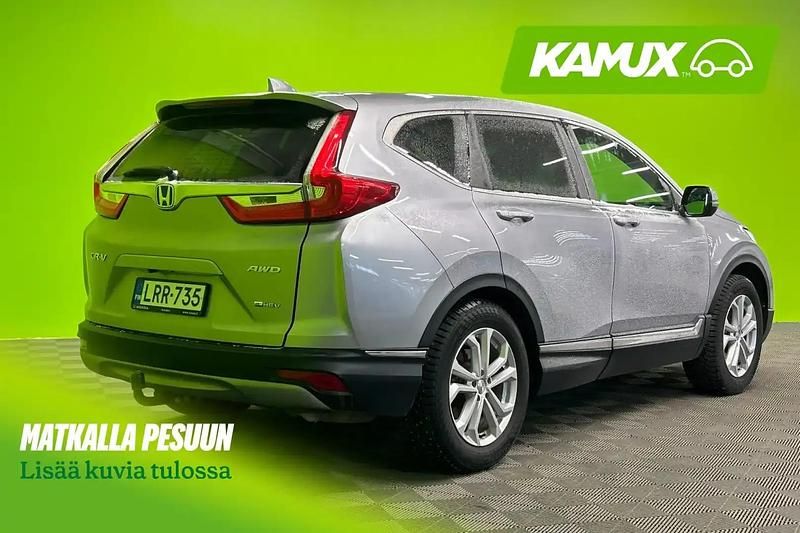 Käytetty Honda CR-V Elegance 184 HP (135 kW) 2022 Hopea / harmaa Katumaasturi