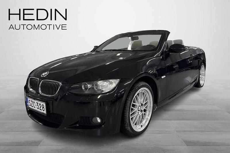 Käytetty BMW 325 Cabriolet Comfort Edition 218 HP (160 kW) 2009 Musta Avoauto