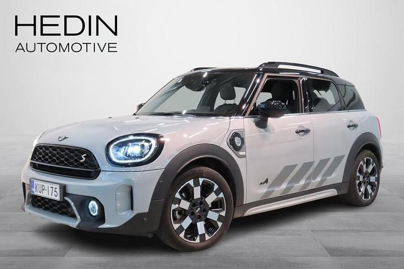 Harmaa Käytetty 2023 Mini Cooper Countryman Untamed Edition Katumaasturi | 25 900 € (Perustarjous) - Kuva 1/4