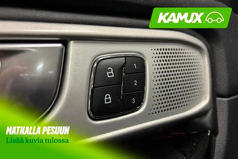 Käytetty Ford Explorer ST-Line 457 HP (336 kW) 2022 Musta Katumaasturi