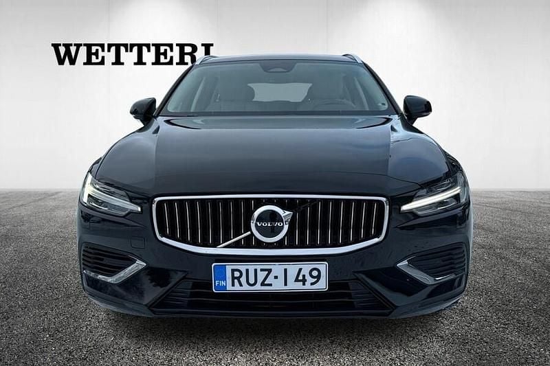 Käytetty Volvo V60 Performance 456 HP (335 kW) 2023 Musta Farmari