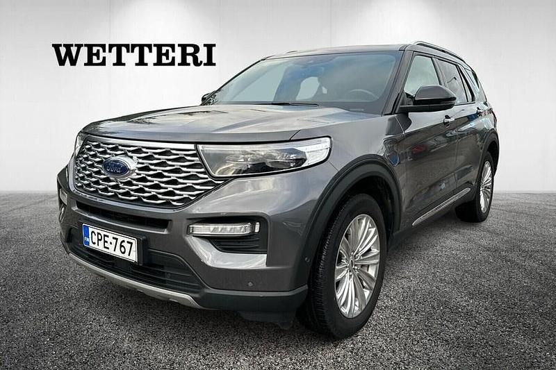 Harmaa Käytetty 2021 Ford Explorer Premium Katumaasturi | 39 890 € (Perustarjous) - Kuva 1/3