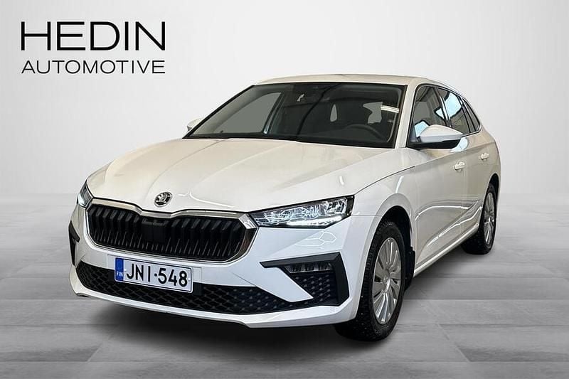 Käytetty Skoda Scala Essence 95 HP (69 kW) 2024 Valkoinen Viistoperä