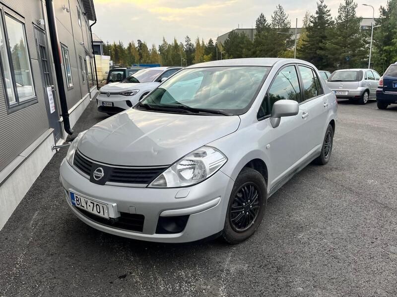 Käytetty 2008 Nissan Tiida Visia Sedan | 3 300 € - Kuva 1/4