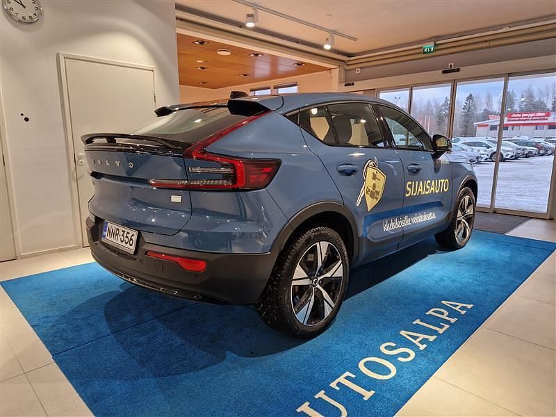 Käytetty Volvo C40 Plus 185 kW (252 HP) 2024 Katumaasturi