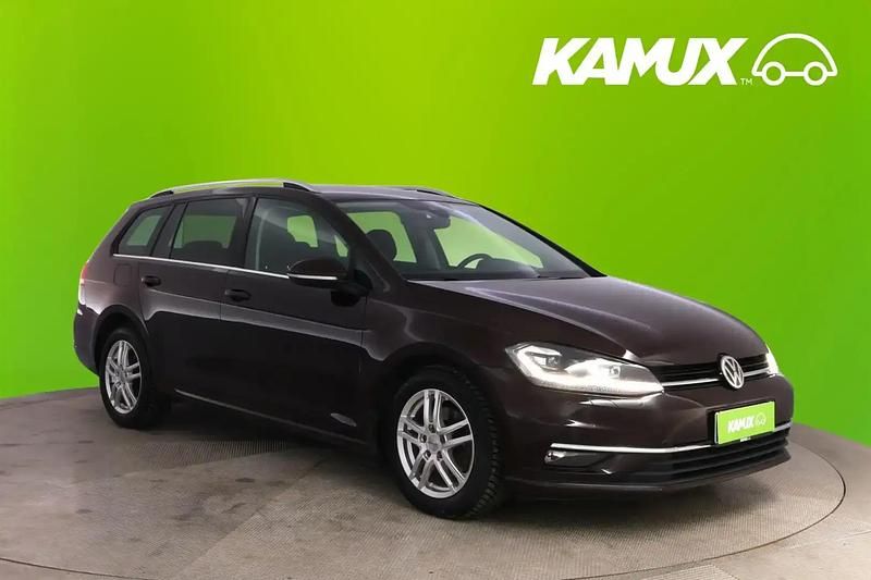 Musta Käytetty 2017 VW Golf VII Highline Farmari | 10 480 € (Perustarjous) - Kuva 1/4