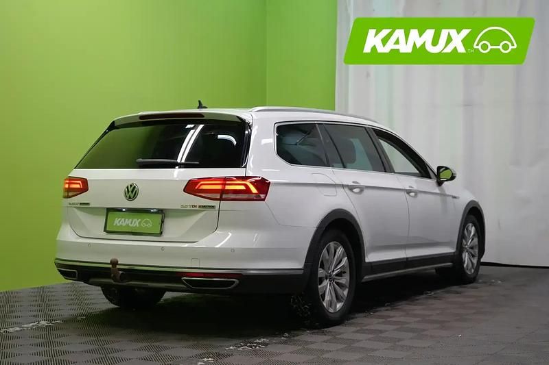 Käytetty VW Passat Alltrack 190 HP (139 kW) 2018 Valkoinen Farmari