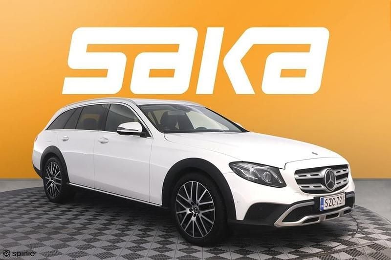 Käytetty 2020 Mercedes E220 Farmari | 22 800 € (Perustarjous) - Kuva 1/3