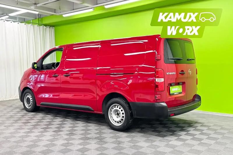 Käytetty Opel Vivaro Comfort 122 HP (89 kW) 2021 Punainen Tila-auto