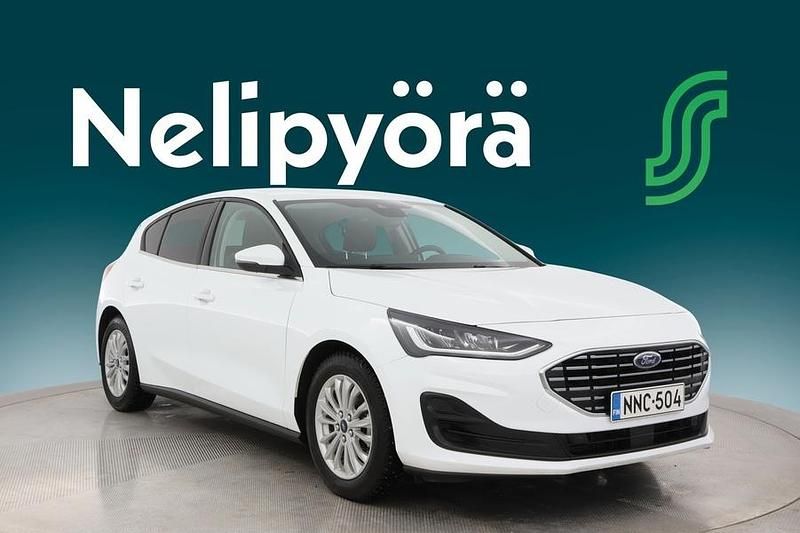 Käytetty Ford Focus Titanium 126 HP (92 kW) 2023 Valkoinen Viistoperä