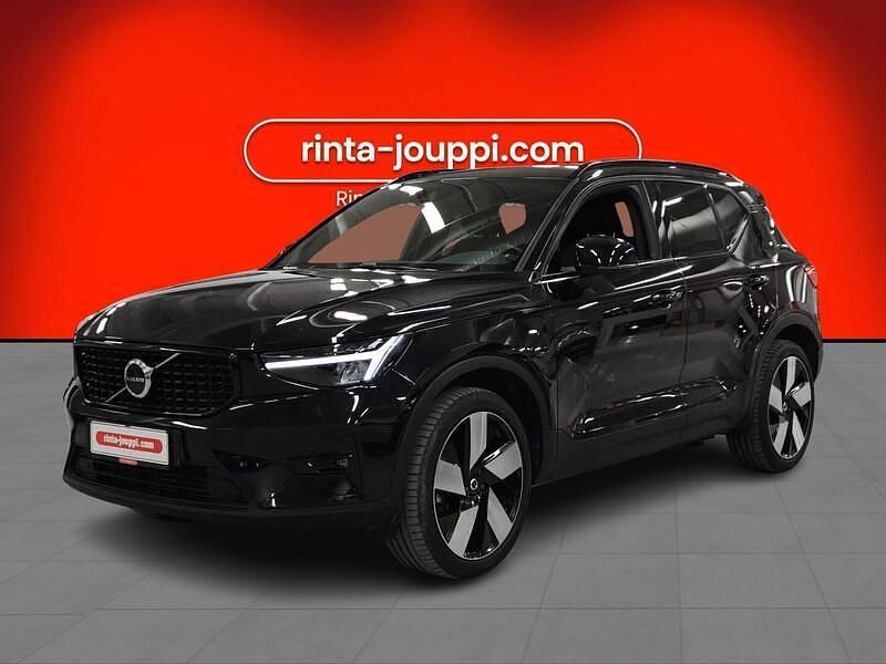 Käytetty 2022 Volvo XC40 Comfort Katumaasturi | 32 490 € (Perustarjous) - Kuva 1/3