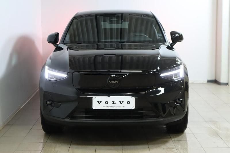 Käytetty Volvo EC40 Ultra 185 kW (252 HP) 2025 Musta Katumaasturi