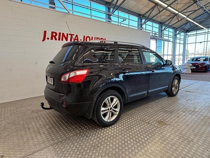 Käytetty Nissan Qashqai +2 Acenta 141 HP (103 kW) 2011 Katumaasturi